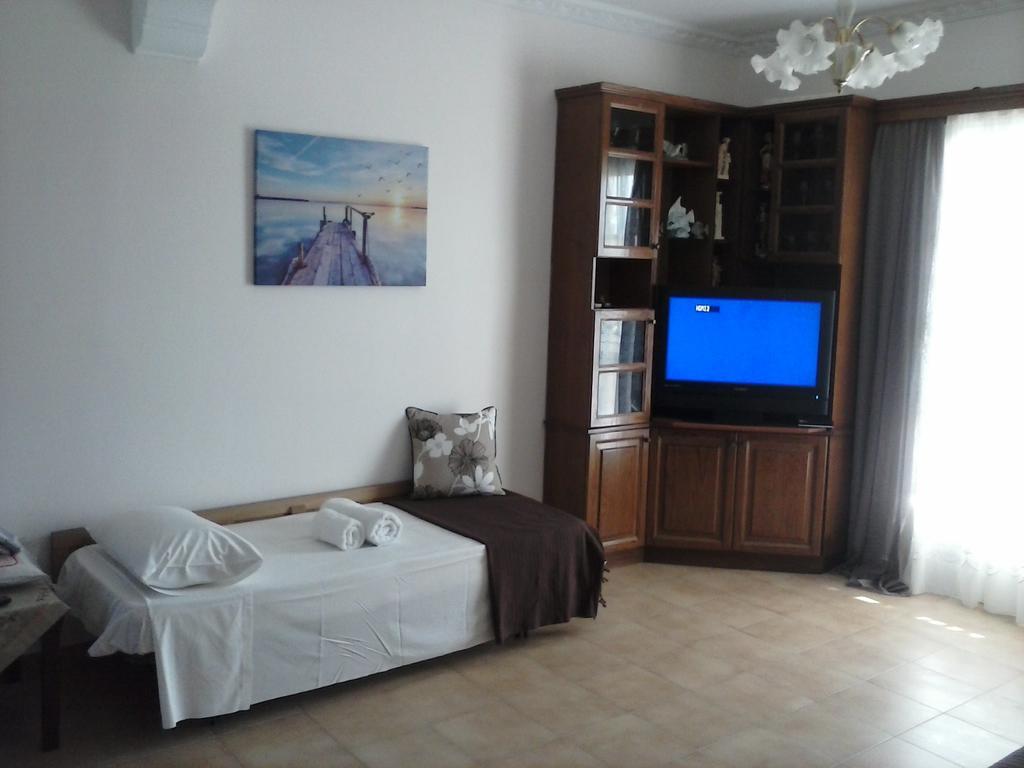 Athineos Apartments コメノ エクステリア 写真