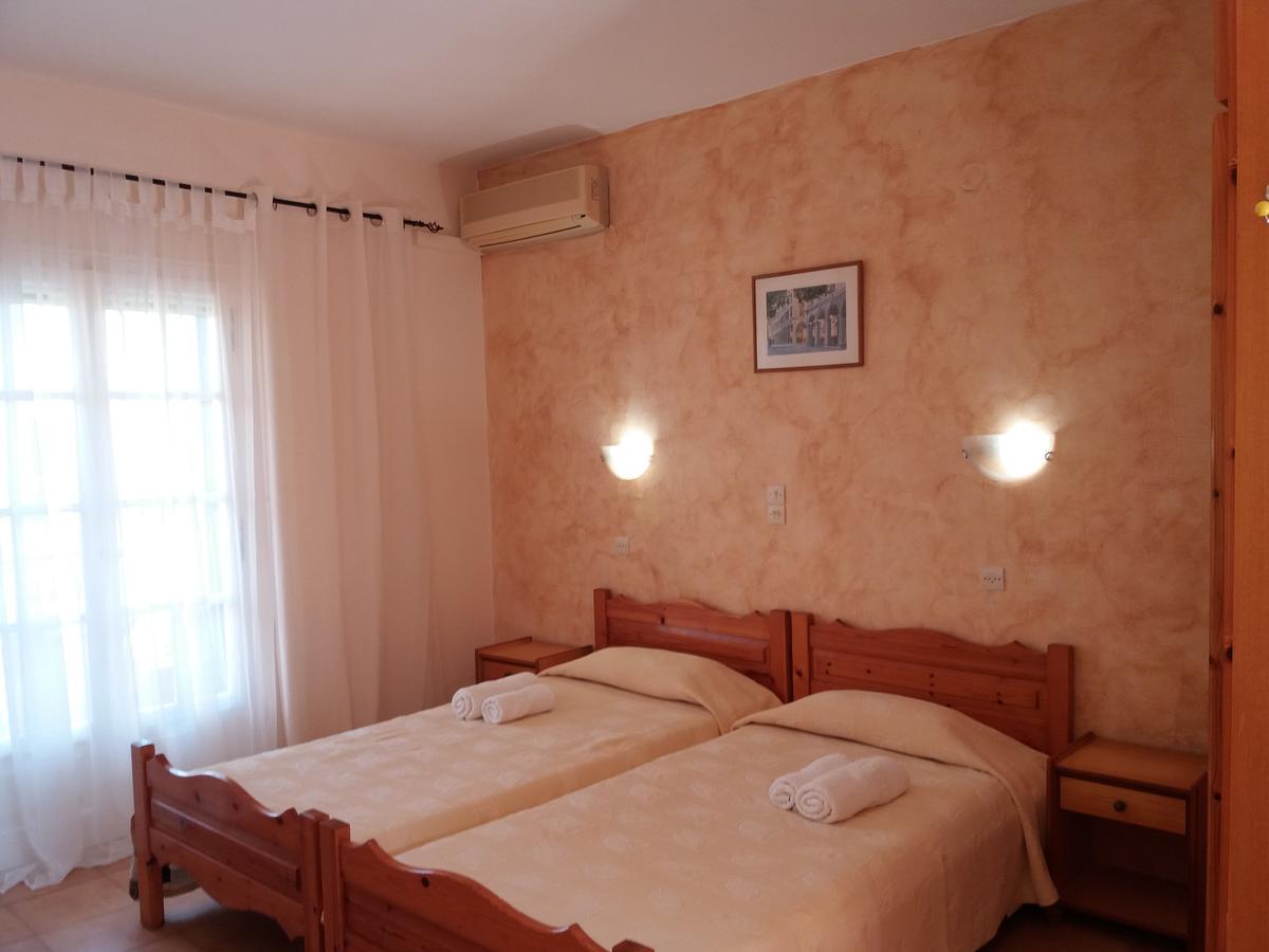 Athineos Apartments コメノ エクステリア 写真