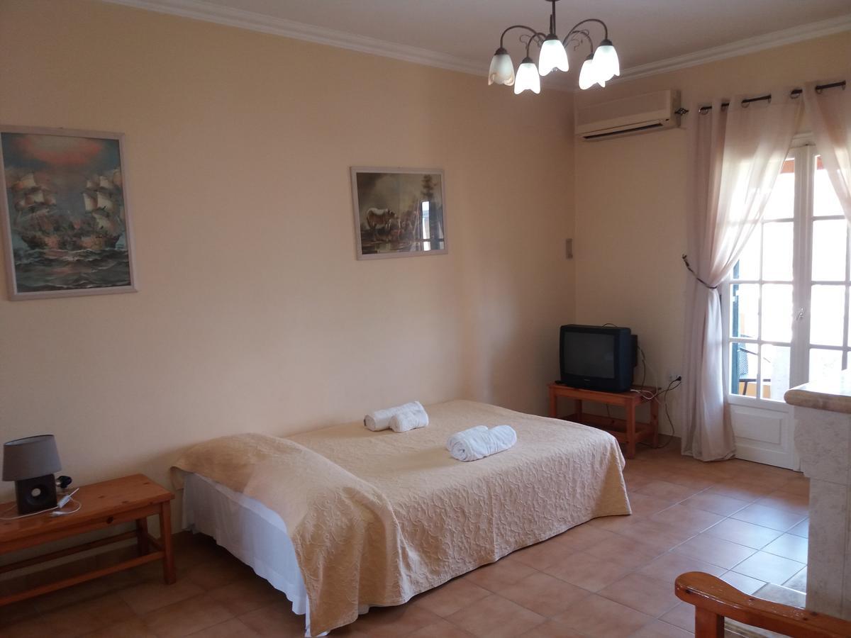 Athineos Apartments コメノ エクステリア 写真