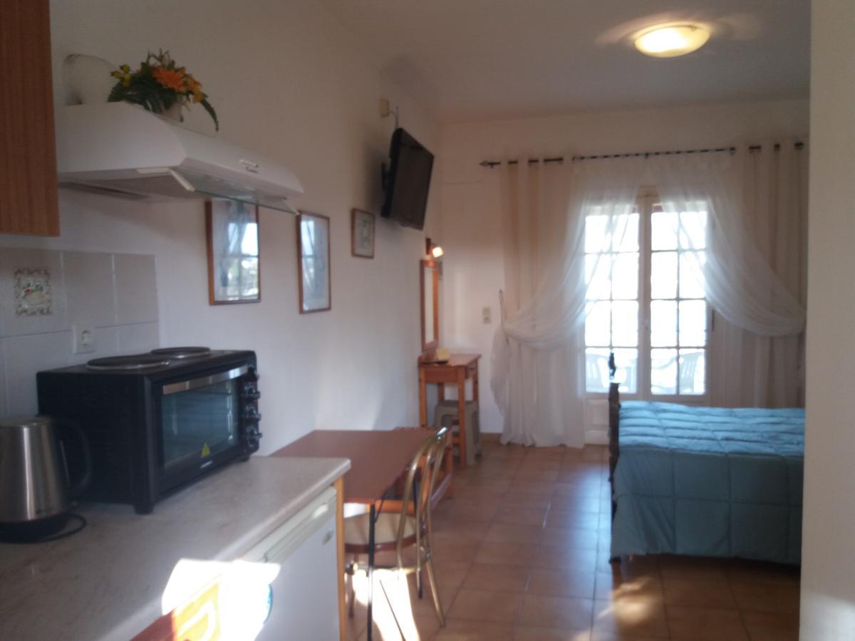 Athineos Apartments コメノ エクステリア 写真