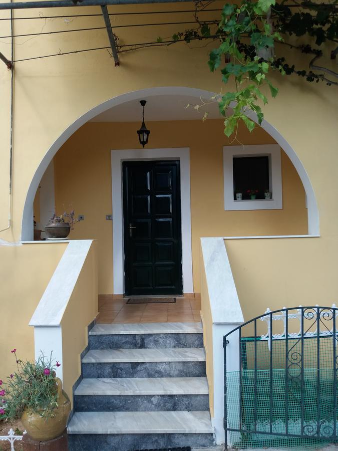 Athineos Apartments コメノ エクステリア 写真